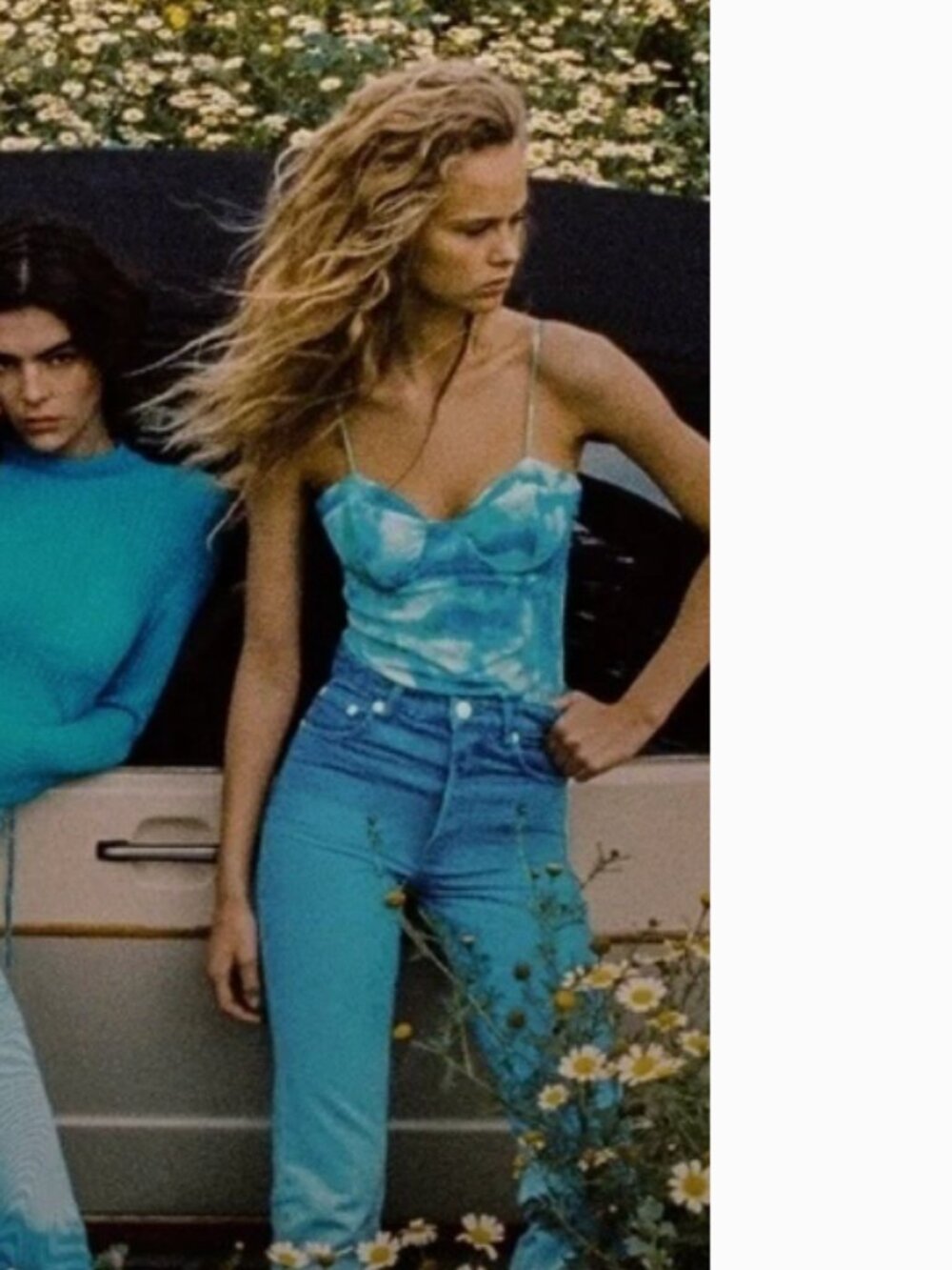 NWT Zara Straight Leg Ombre Blue High Rise Jeans    SZ-8 Bloggers Fav